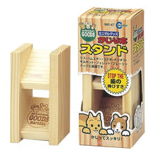 Load image into Gallery viewer, Marukan Standing Wood Chew - 5.6cm x 5.3cm x 10cm