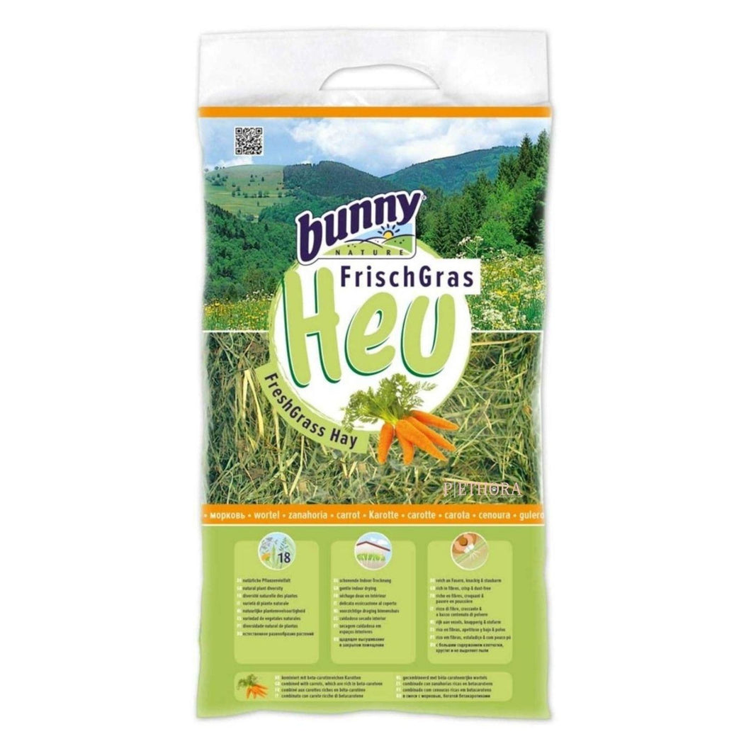 Bunny Nature Fresh Grass Hay (Carrots) - 500g