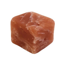 Load image into Gallery viewer, Marukan Steak Cubes for Small Animals
